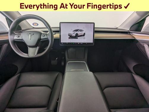 2022 Tesla Model Y Long Range Dual Motor All-Wheel Drive