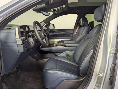 2025 Cadillac Escalade IQ Sport 2