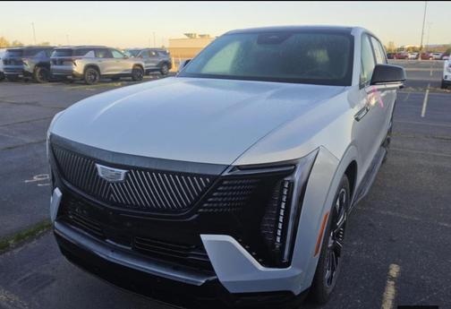 2025 Cadillac Escalade IQ Sport 2