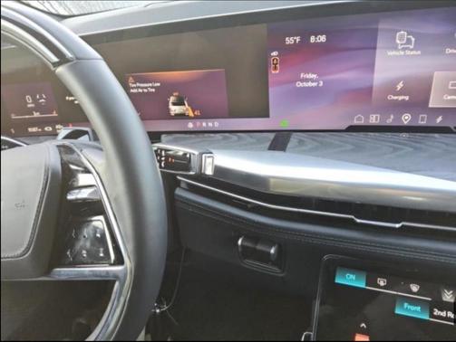2025 Cadillac Escalade IQ Sport 2
