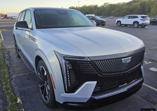 2025 Cadillac Escalade IQ Sport 2