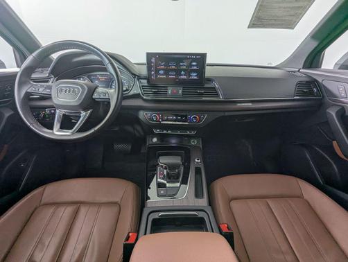 Daytona Gray Pearl Effect 2022 Audi Q5 45 S line Premium