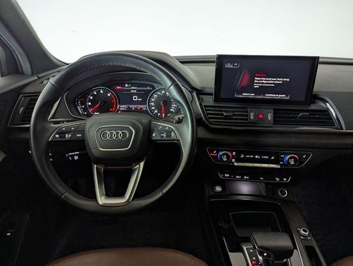 2022 Audi Q5 45 S line Premium