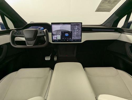 2022 Tesla Model X Plaid Tri Motor All-Wheel Drive