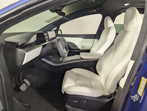 2022 Tesla Model X Plaid Tri Motor All-Wheel Drive