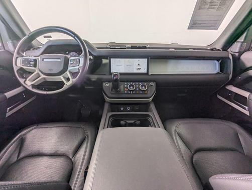 2024 Land Rover Defender 110 P300