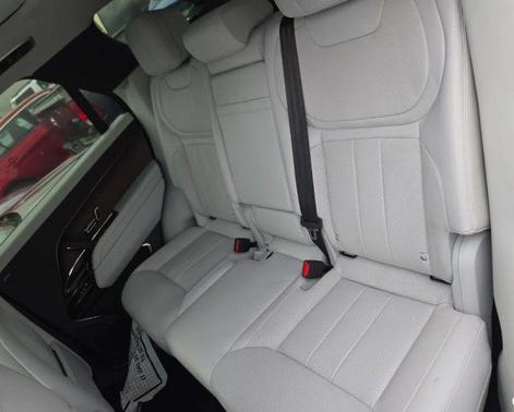 2023 Land Rover Range Rover Sport SE