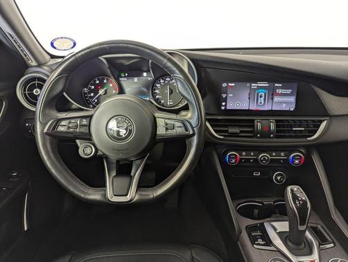 2021 Alfa Romeo Giulia Ti