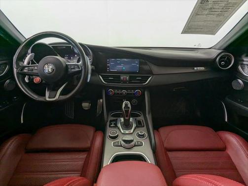 2022 Alfa Romeo Giulia Ti