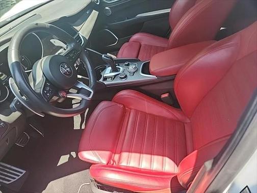 2022 Alfa Romeo Giulia Ti