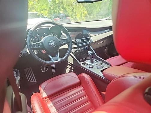 2022 Alfa Romeo Giulia Ti