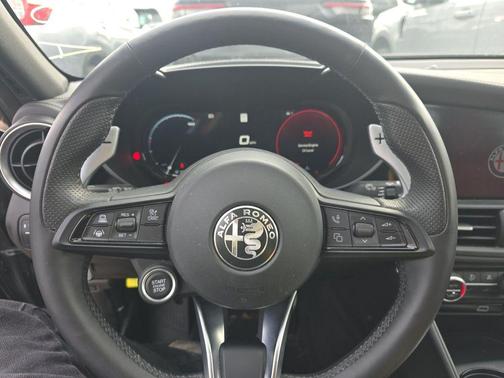 Vulcano Black Metallic 2024 Alfa Romeo Giulia Veloce AWD