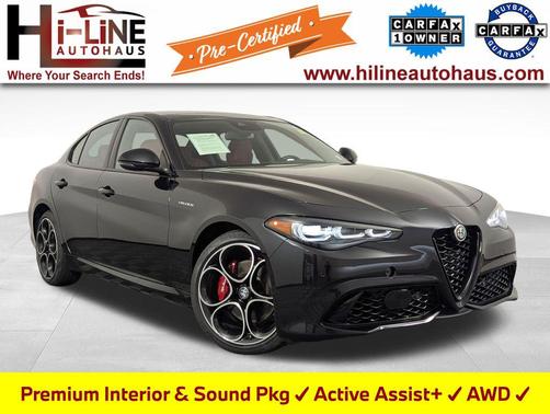 Vulcano Black Metallic 2024 Alfa Romeo Giulia Veloce AWD