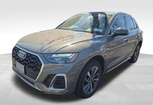 Chronos Gray Metallic 2023 Audi Q5 45 S line Premium Plus