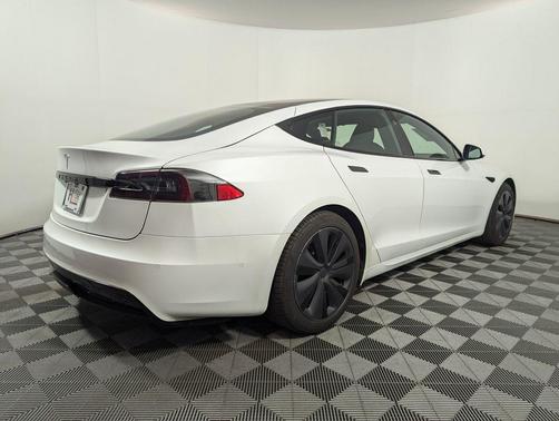 2022 Tesla Model S Dual Motor All-Wheel Drive
