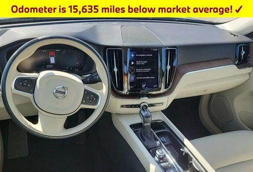 2021 Volvo XC60 T5 Momentum