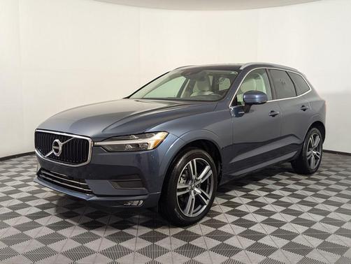 2021 Volvo XC60 T5 Momentum