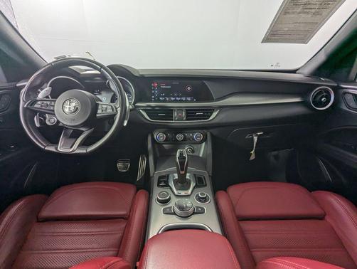 2022 Alfa Romeo Stelvio Ti