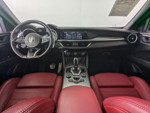 2022 Alfa Romeo Stelvio Ti