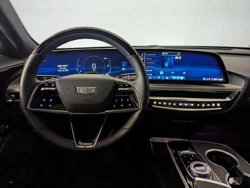 2024 Cadillac LYRIQ Luxury