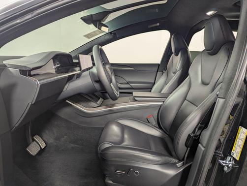 2024 Tesla Model X Long Range