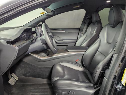 2024 Tesla Model X Long Range