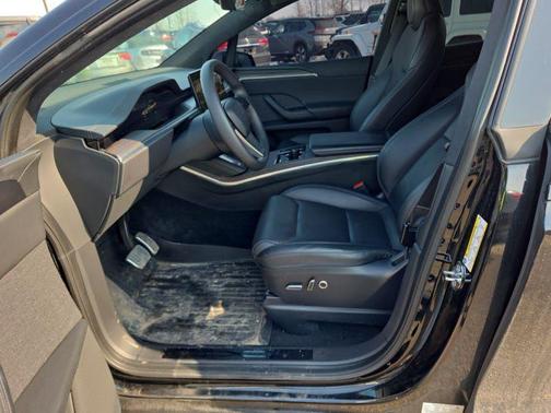 2024 Tesla Model X Long Range