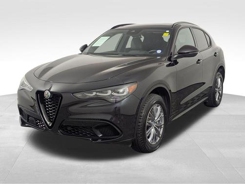 Vulcano Black Metallic 2024 Alfa Romeo Stelvio Sprint AWD