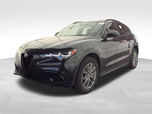 Vulcano Black Metallic 2024 Alfa Romeo Stelvio Sprint AWD
