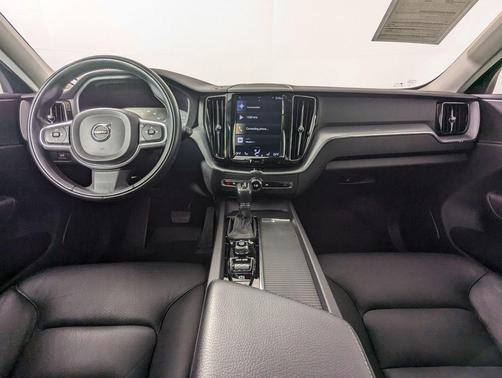 2019 Volvo XC60 T6 Momentum