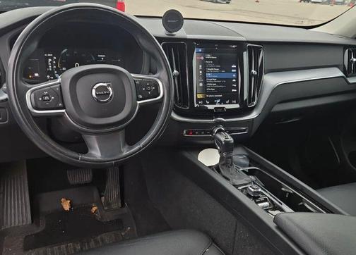 2019 Volvo XC60 T6 Momentum