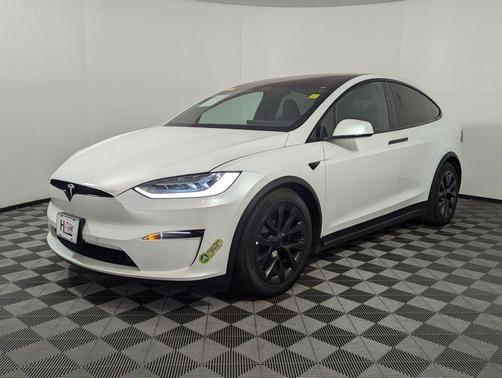 2023 Tesla Model X Standard Range
