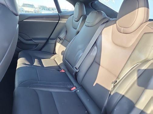 Stealth Gray 2022 Tesla Model S Base