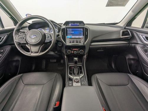 Crystal White Pearl 2020 Subaru Forester Limited