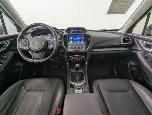 Crystal White Pearl 2020 Subaru Forester Limited