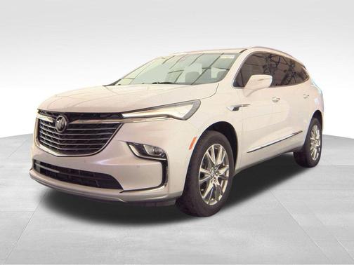 White Frost Tricoat 2023 Buick Enclave Essence FWD