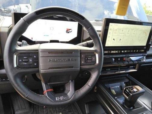 2025 GMC HUMMER EV SUV 2X