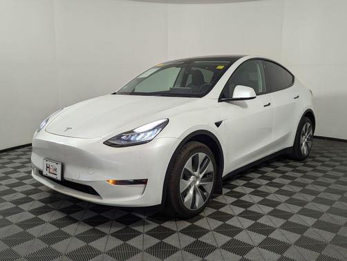 2023 Tesla Model Y Long Range Dual Motor All-Wheel Drive