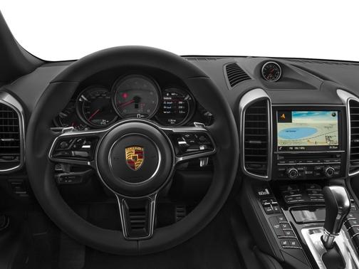 2016 Porsche Cayenne S