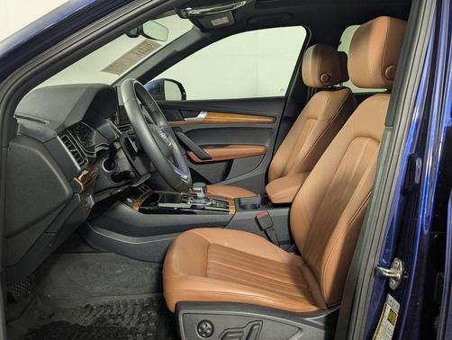 Navarra Blue Metallic 2023 Audi Q5 45 S line Premium