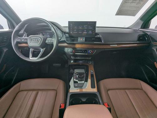 Navarra Blue Metallic 2023 Audi Q5 45 S line Premium