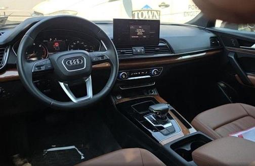 Navarra Blue Metallic 2023 Audi Q5 45 S line Premium