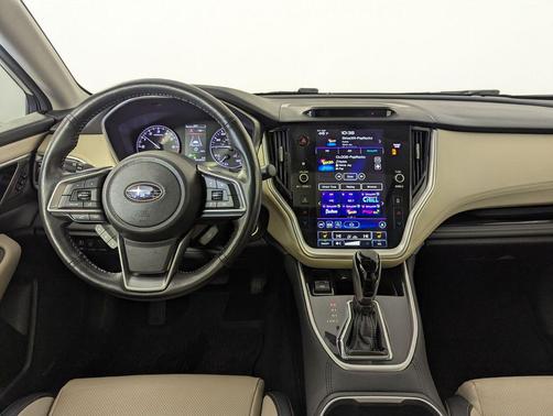 Crystal White Pearl 2021 Subaru Outback Limited