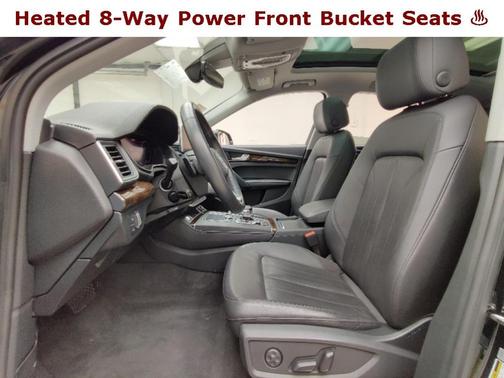 Photo 2 of 50 of 2019 Audi Q5 2.0T Premium Plus
