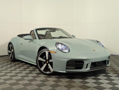 2025 Porsche 911 Carrera