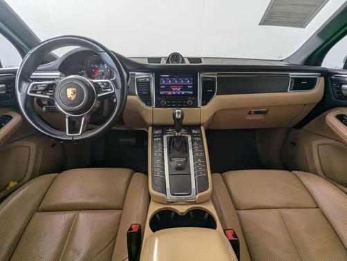 2017 Porsche Macan GTS