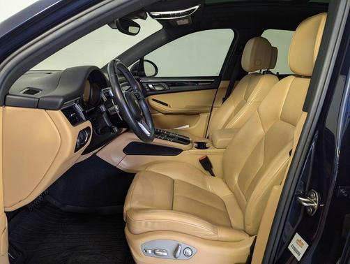 2017 Porsche Macan Base
