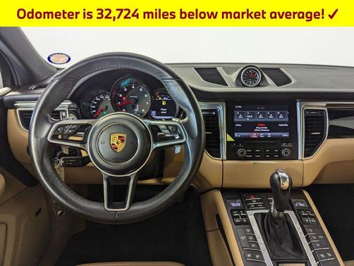 2017 Porsche Macan Base