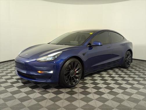 2023 Tesla Model 3 Performance
