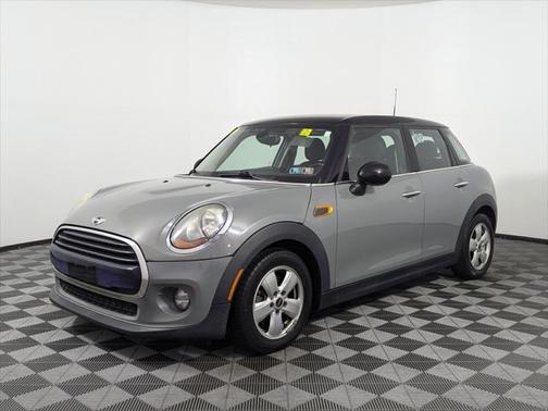 2016 MINI Hardtop Cooper